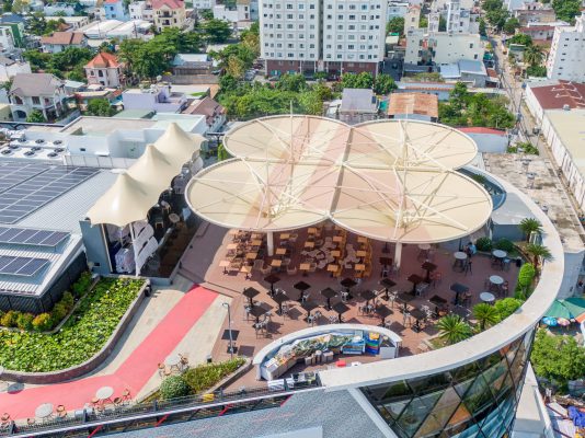 mái hiên bạt che bạt hình quạt